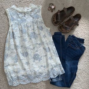 🌟lace tank top🌟